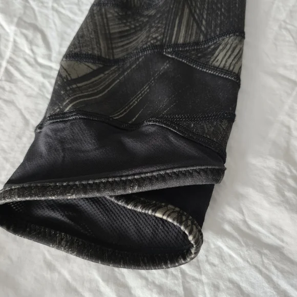 Lululemon Fresh Mesh Run Crop Leggings Sz4 Wind Chill Fatigue Green Blck Pockets - Picture 9 of 16